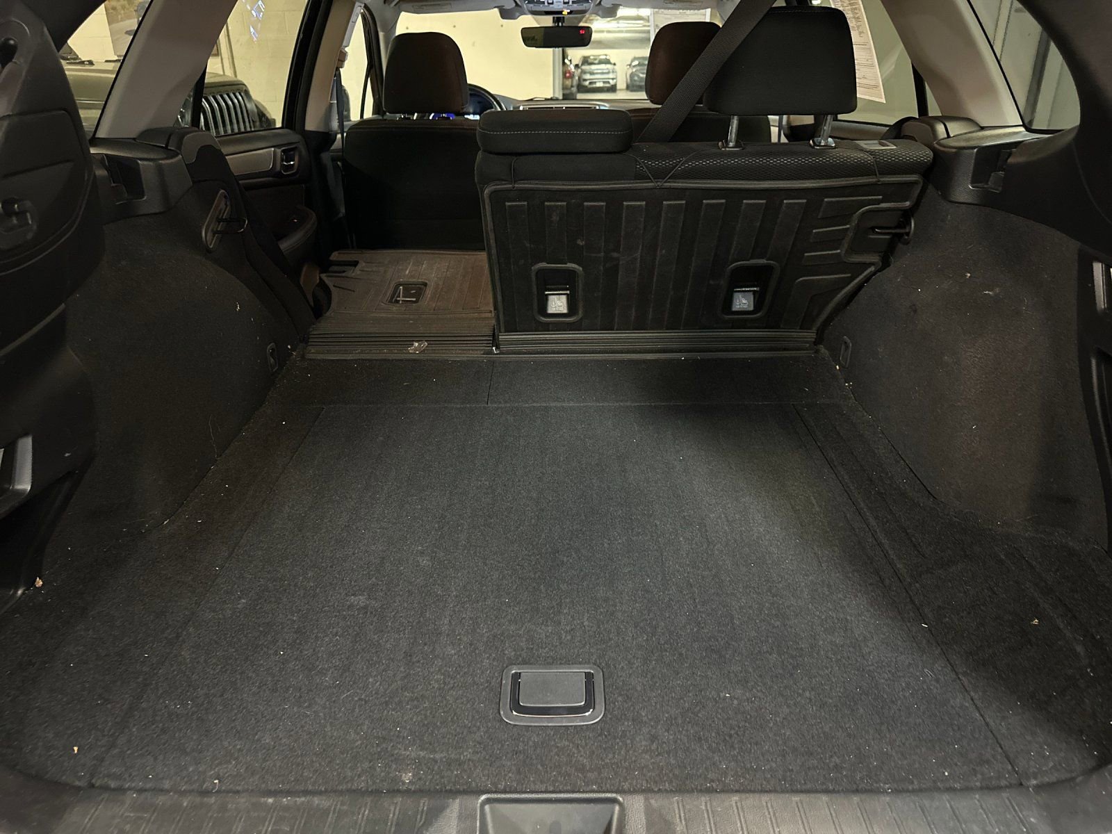 Used 2018 Subaru Outback 2.5i Premium image 14