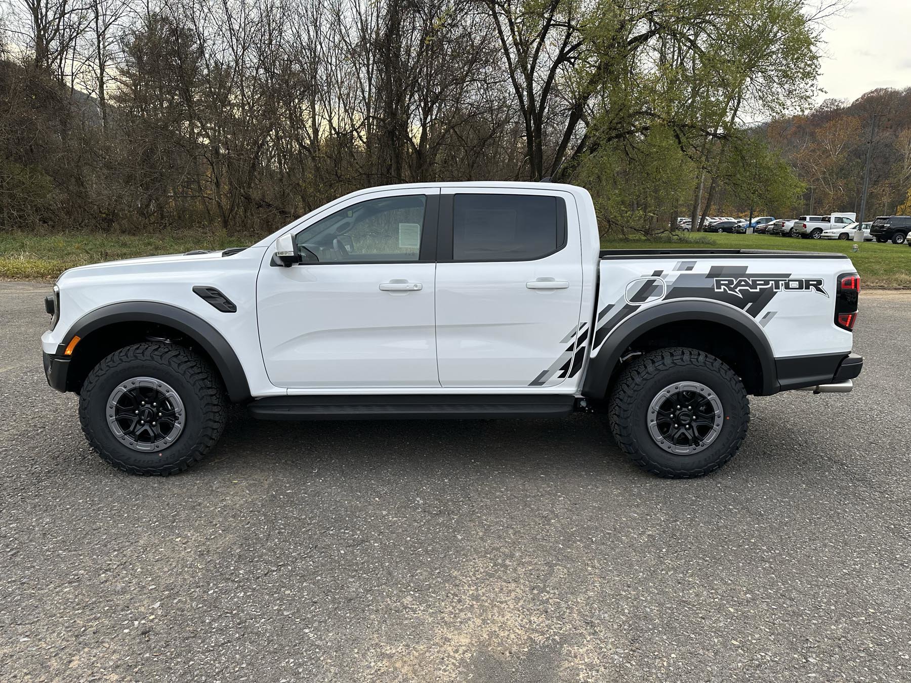 New 2025 Ford Ranger Raptor image 9