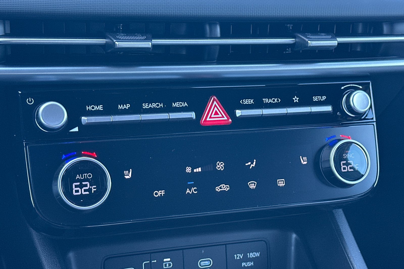 New 2026 Hyundai Santa Cruz SEL FWD image 19
