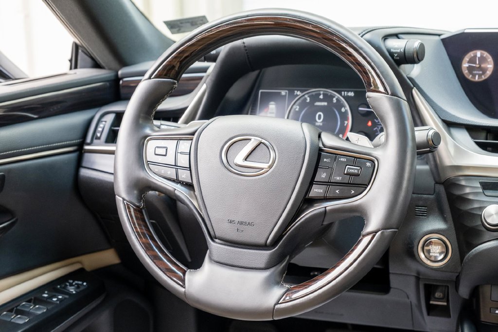 Used 2021 Lexus ES 350 w/ Premium Package FWD image 25