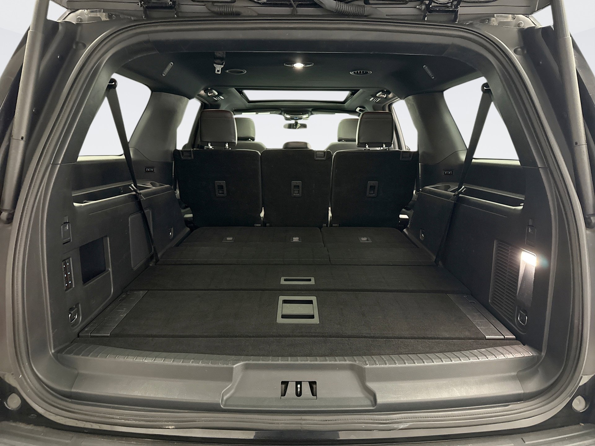 Used 2022 Ford Expedition Max Limited image 22