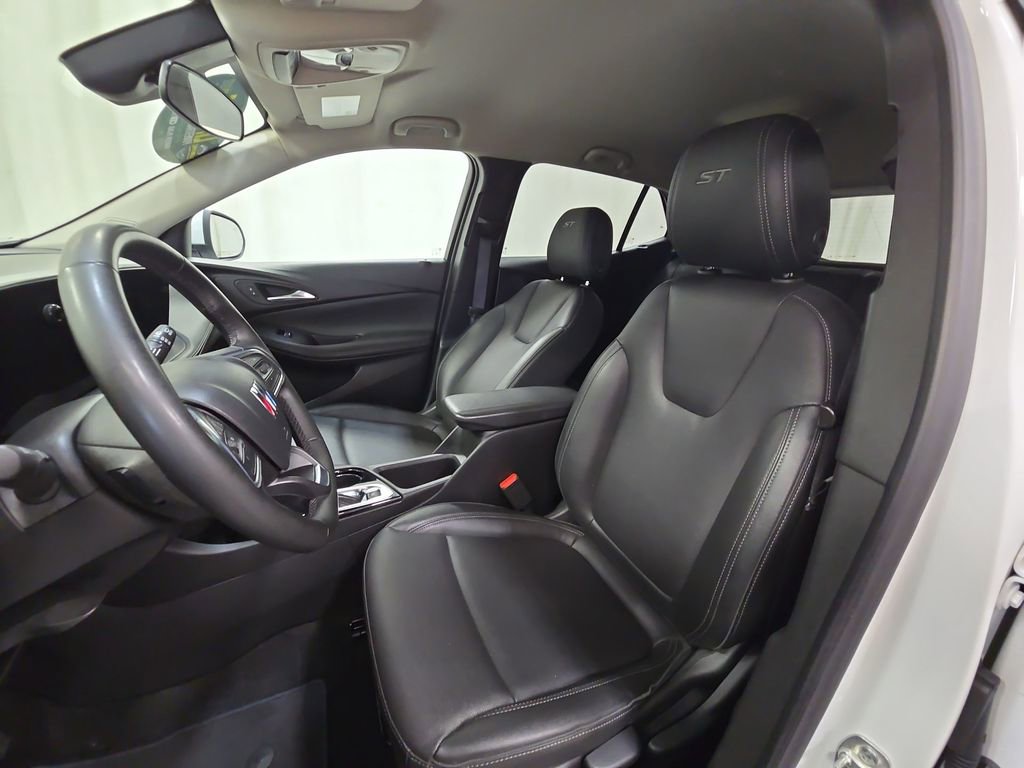 Certified 2024 Buick Encore GX Sport Touring FWD image 27