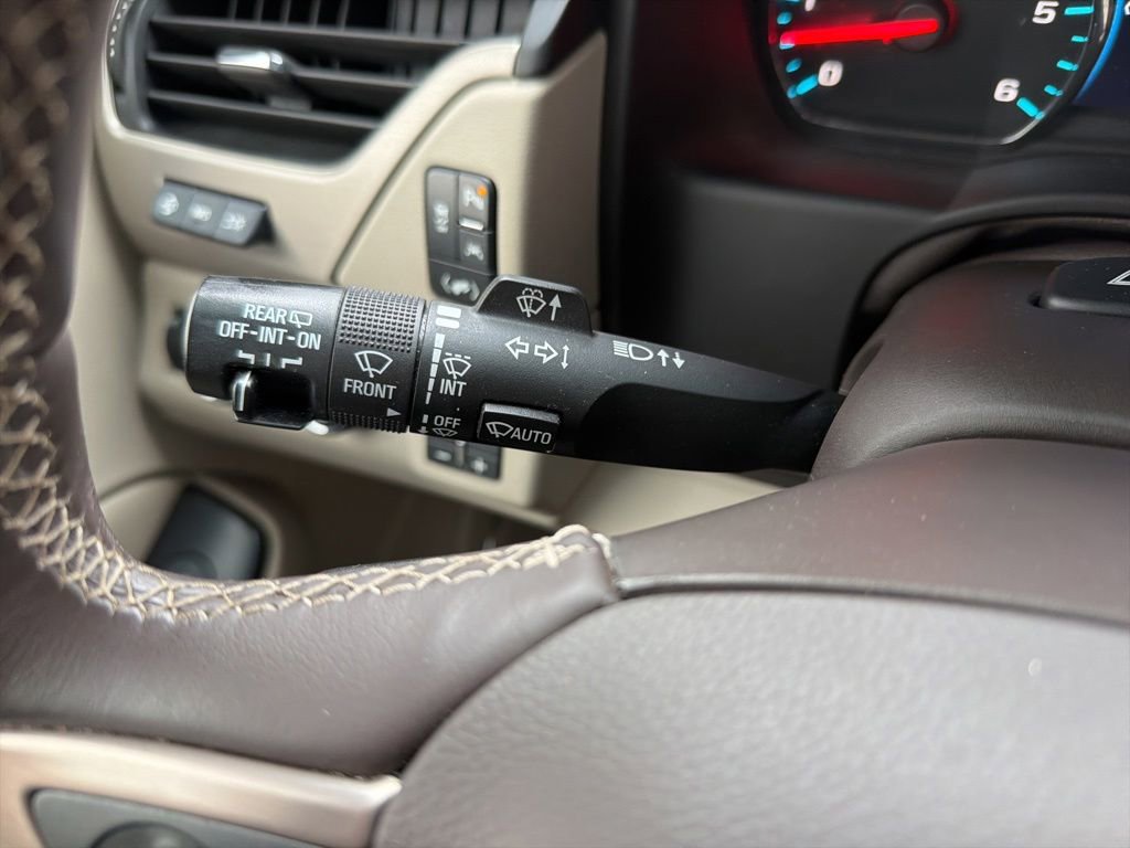Used 2017 GMC Yukon Denali w/ Open Road Package AWD/4WD image 32