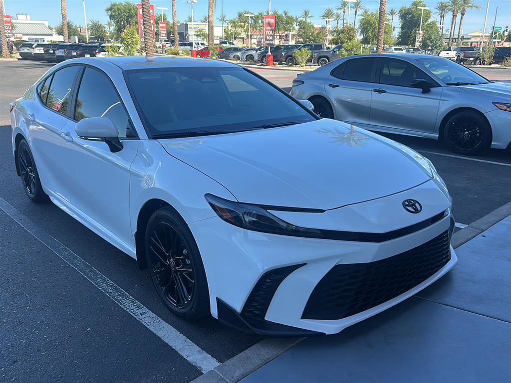 Used 2025 Toyota Camry SE