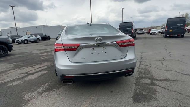 Used 2018 Toyota Avalon Limited w/ All Weather Liner Package FWD image 7