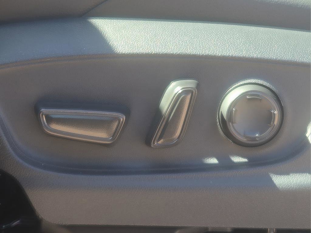 New 2026 Toyota Tacoma Limited AWD/4WD image 19