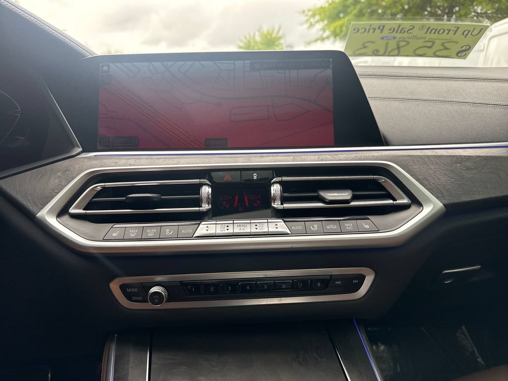Used 2022 BMW X5 xDrive40i w/ M Sport Package AWD/4WD image 24