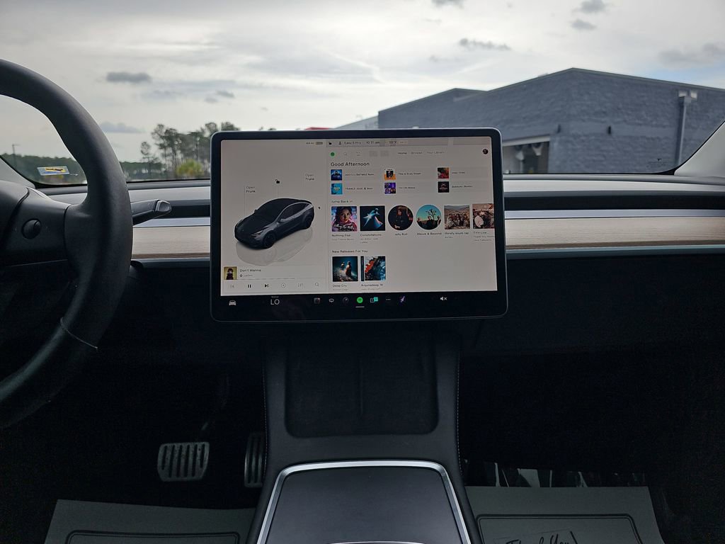 Used 2022 Tesla Model Y Performance image 24