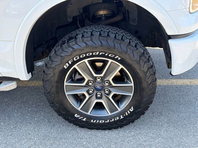 Used 2015 Ford F150 XLT w/ Equipment Group 302A Luxury image 11