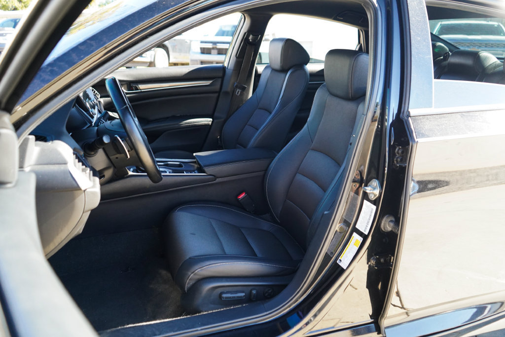 Used 2019 Honda Accord Sport image 7