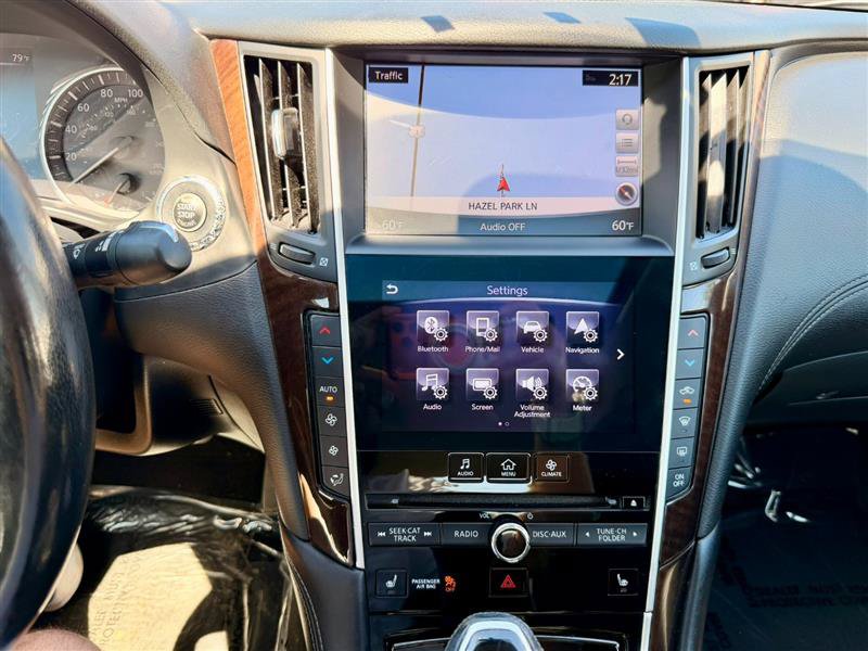 Used 2018 INFINITI Q50 Luxe w/ Essential Package (3.0T Luxe) AWD/4WD image 13