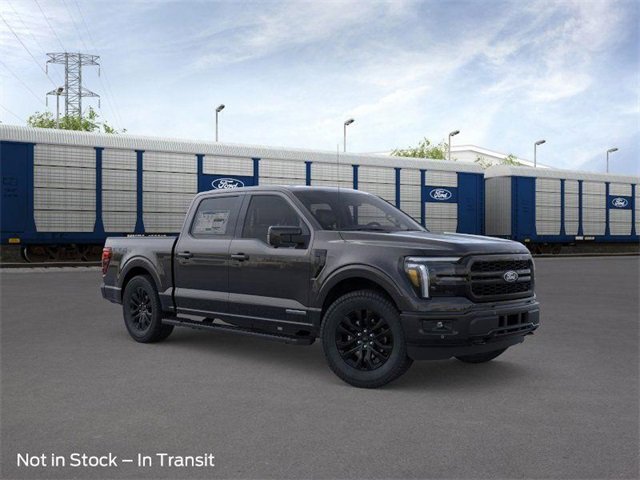 New 2025 Ford F150 Lariat w/ Equipment Group 501A Mid