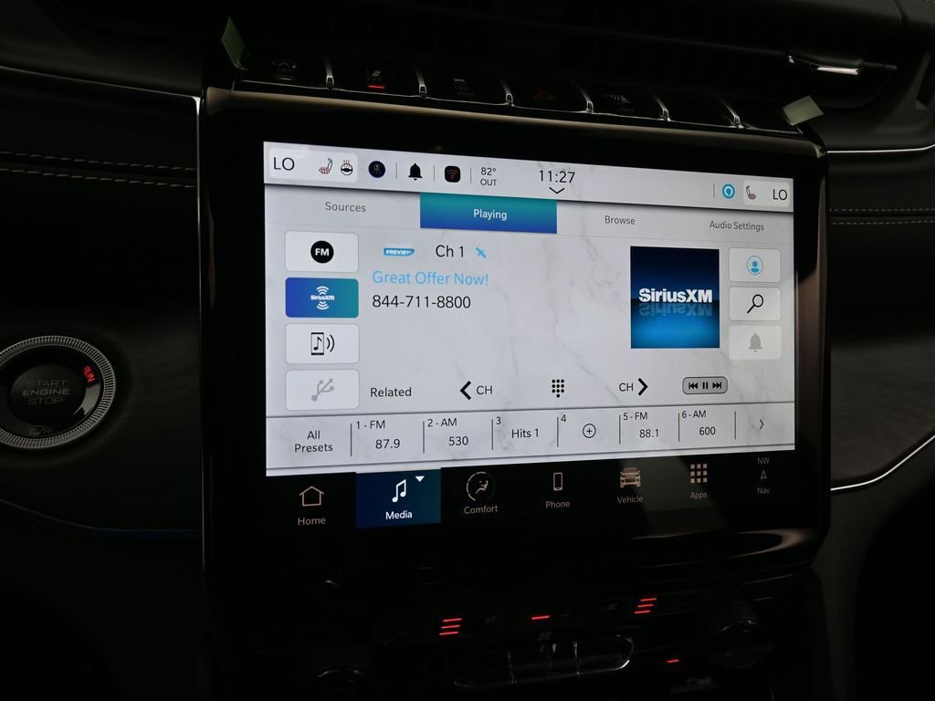 Used 2024 Jeep Grand Cherokee Overland w/ Luxury Tech Group IV image 24