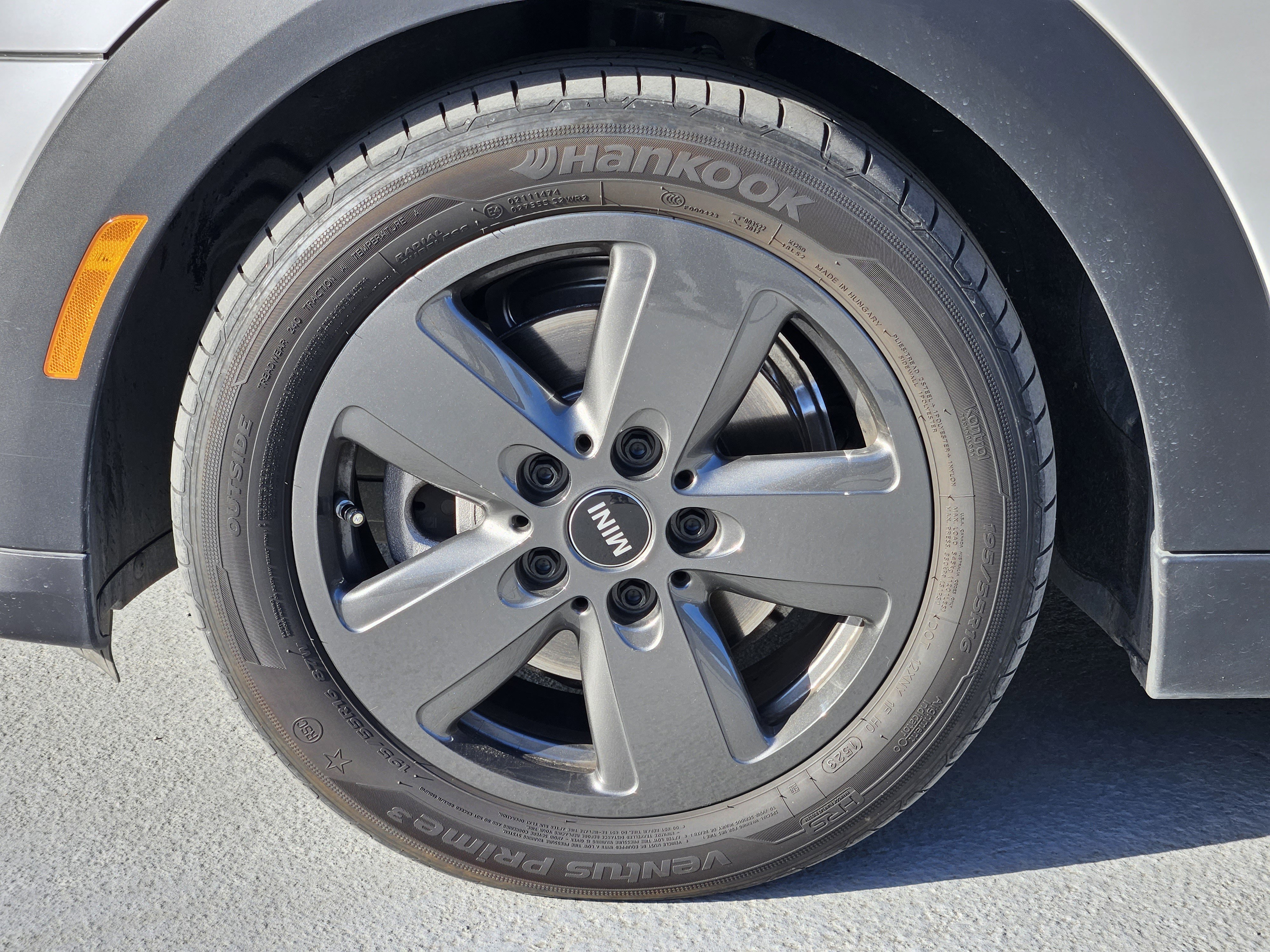 Used 2024 MINI Cooper Signature image 13