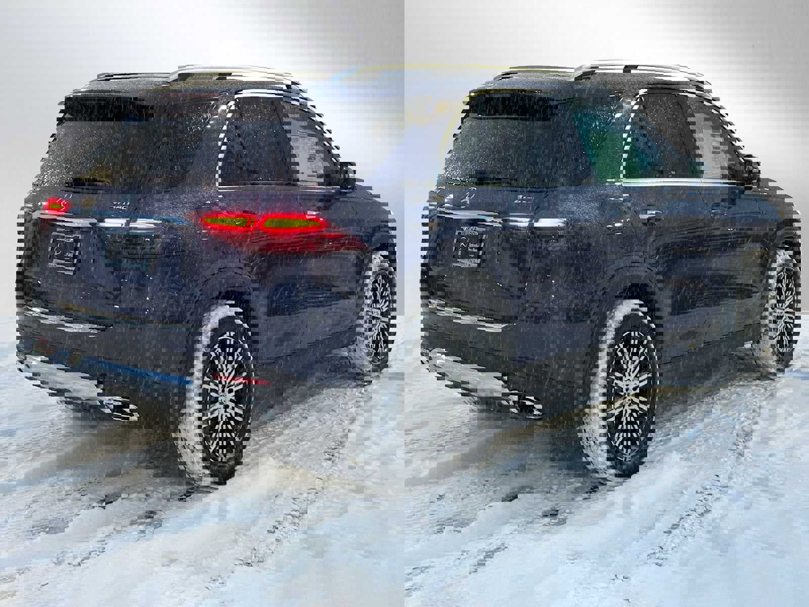 New 2026 Mercedes-Benz GLE 350 4MATIC image 3