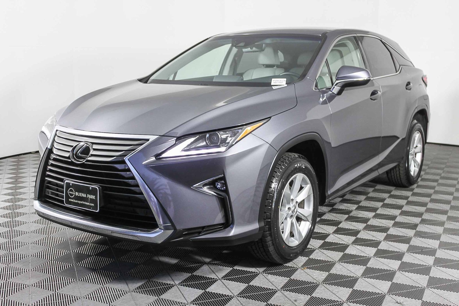 Used 2017 Lexus RX 350 FWD image 3