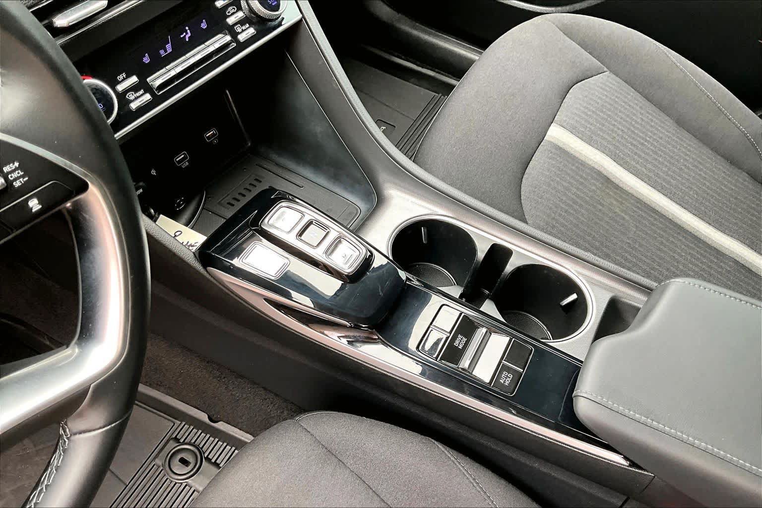 Used 2023 Hyundai Sonata SEL w/ Convenience Package FWD image 17
