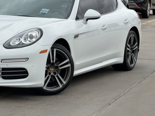 Used 2016 Porsche Panamera 4 Edition AWD/4WD image 3