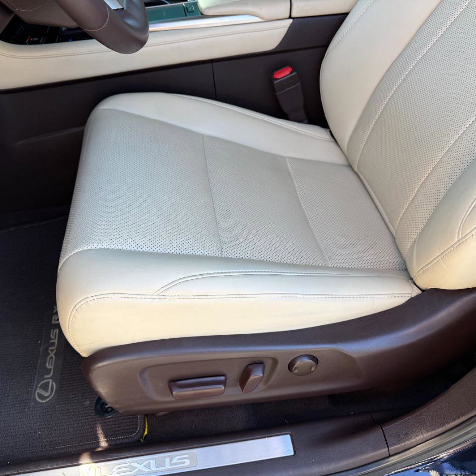 Used 2020 Lexus RX 350 FWD w/ Accessory Package image 15