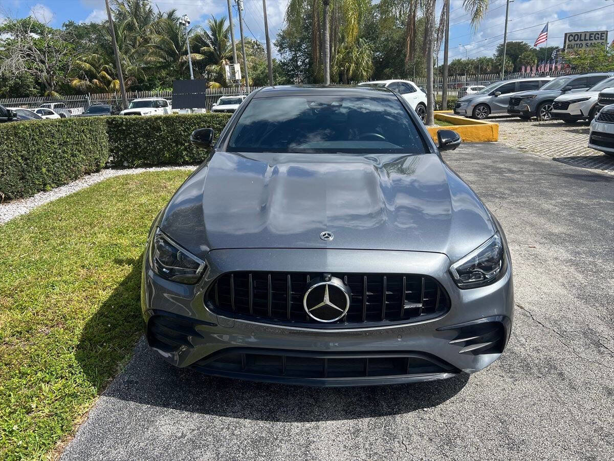 Used 2023 Mercedes-Benz E 53 AMG 4MATIC Sedan image 3