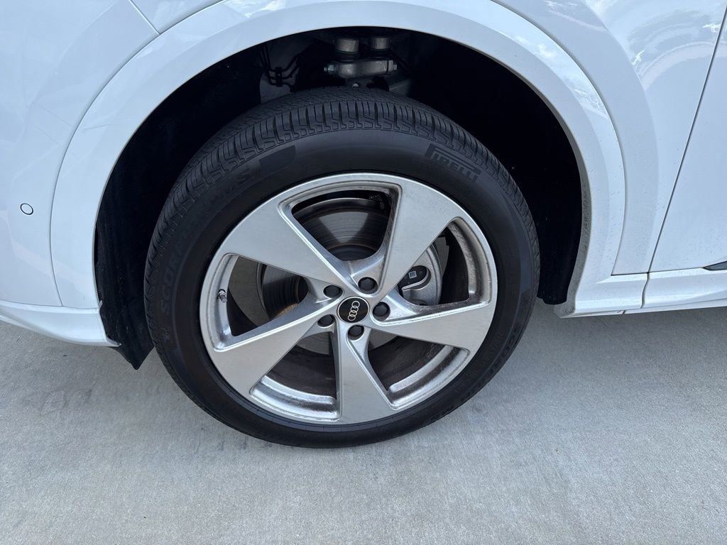 Used 2025 Audi Q5 Premium Plus image 3