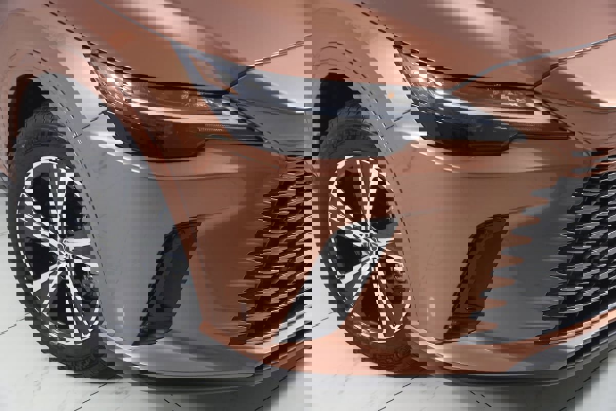 Used 2024 Lexus RX 350 Premium w/ Convenience Package image 17