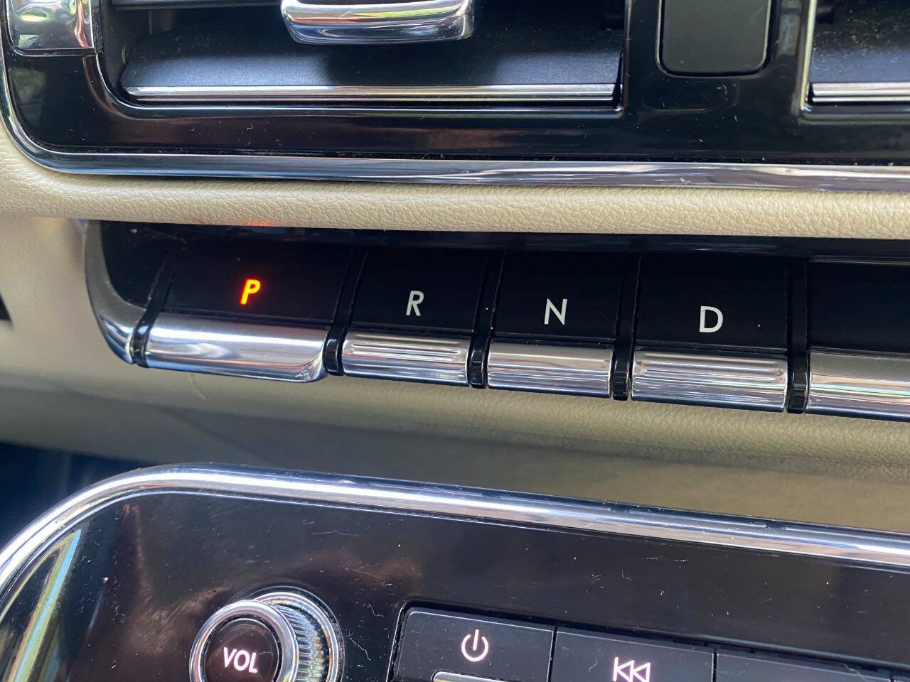 Used 2019 Lincoln Navigator Reserve AWD/4WD image 34