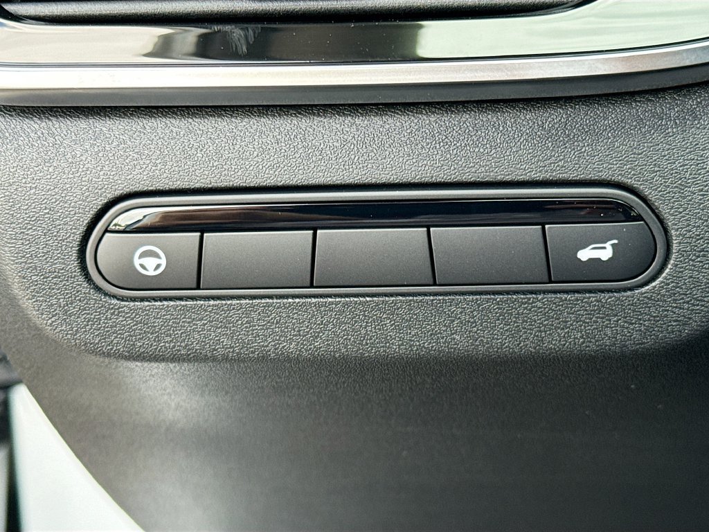 New 2027 INFINITI QX60 Luxe w/ Cargo Package FWD image 10