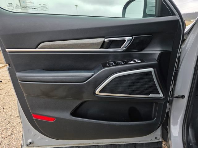 Used 2022 Kia Telluride EX w/ EX Premium Package image 6