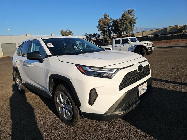 Used 2024 Toyota RAV4 LE image 4