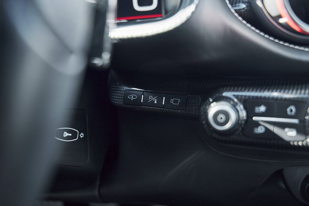 Used 2019 Ferrari 812 Superfast image 61