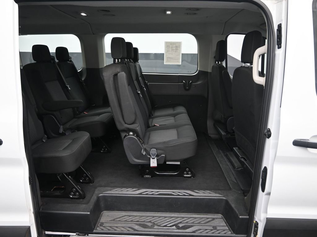 Used 2023 Ford Transit 350 XLT image 25