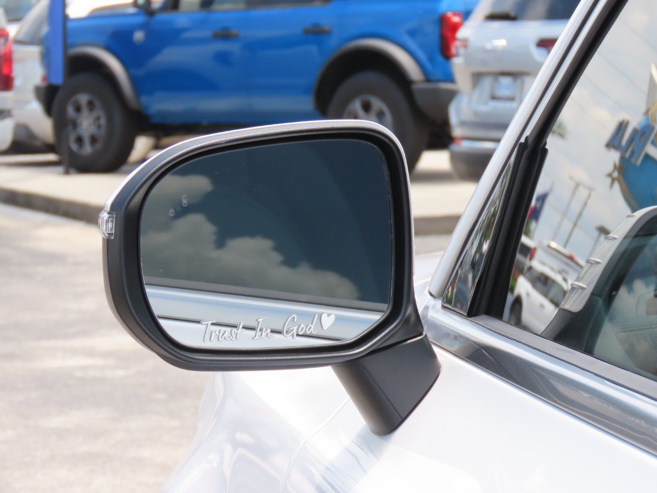 Used 2022 Kia Telluride S AWD/4WD image 18
