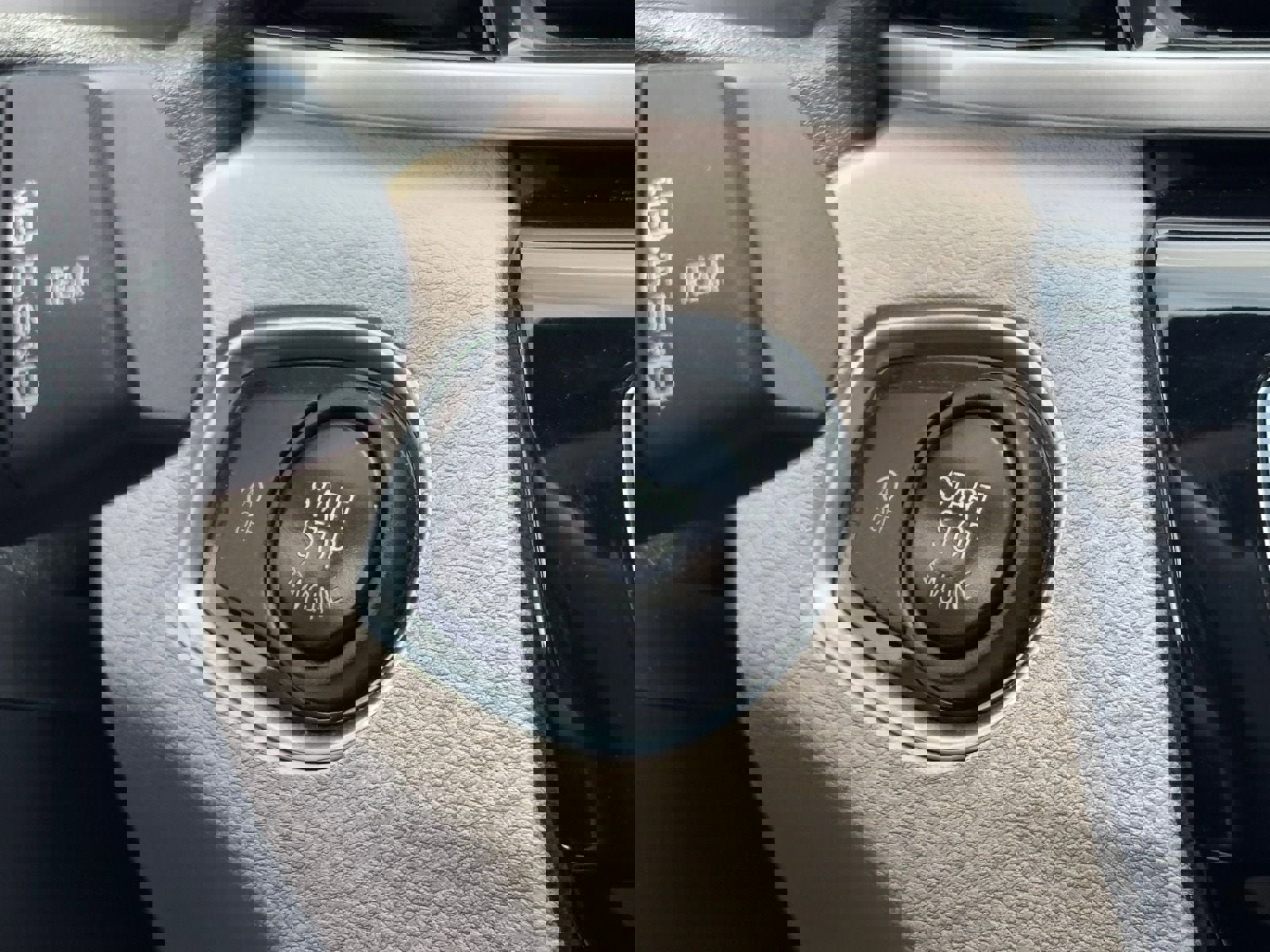 Used 2018 BMW X1 sDrive28i w/ Convenience Package image 25