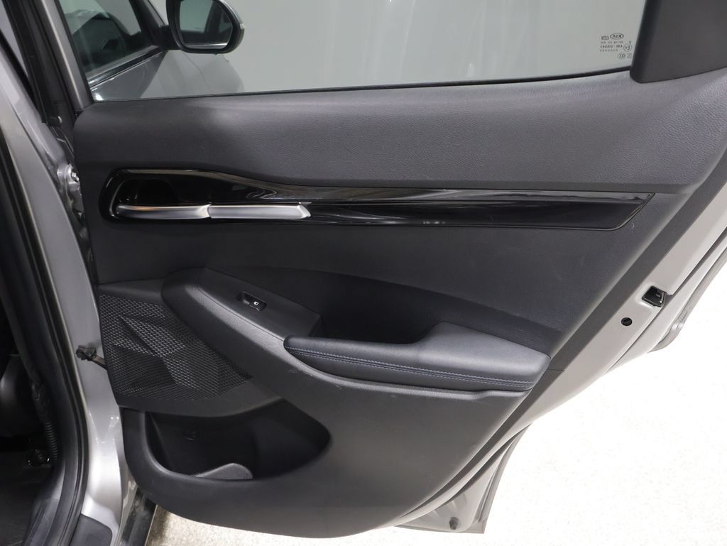 Used 2021 Kia Seltos S AWD/4WD image 18