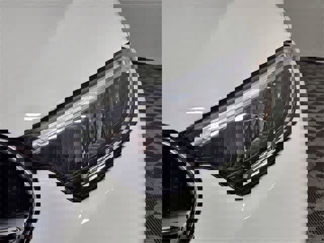 Used 2025 Mercedes-Benz GLC 350e GLC 350e image 10