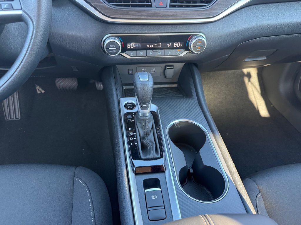 New 2026 Nissan Altima 2.5 SV w/ SV Special Edition Package AWD/4WD image 14