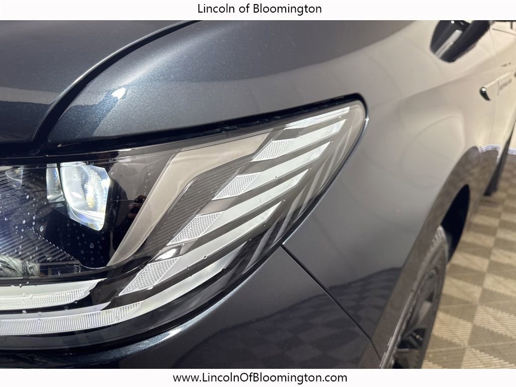 New 2025 Lincoln Navigator L Reserve w/ Jet Appearance Package image 14