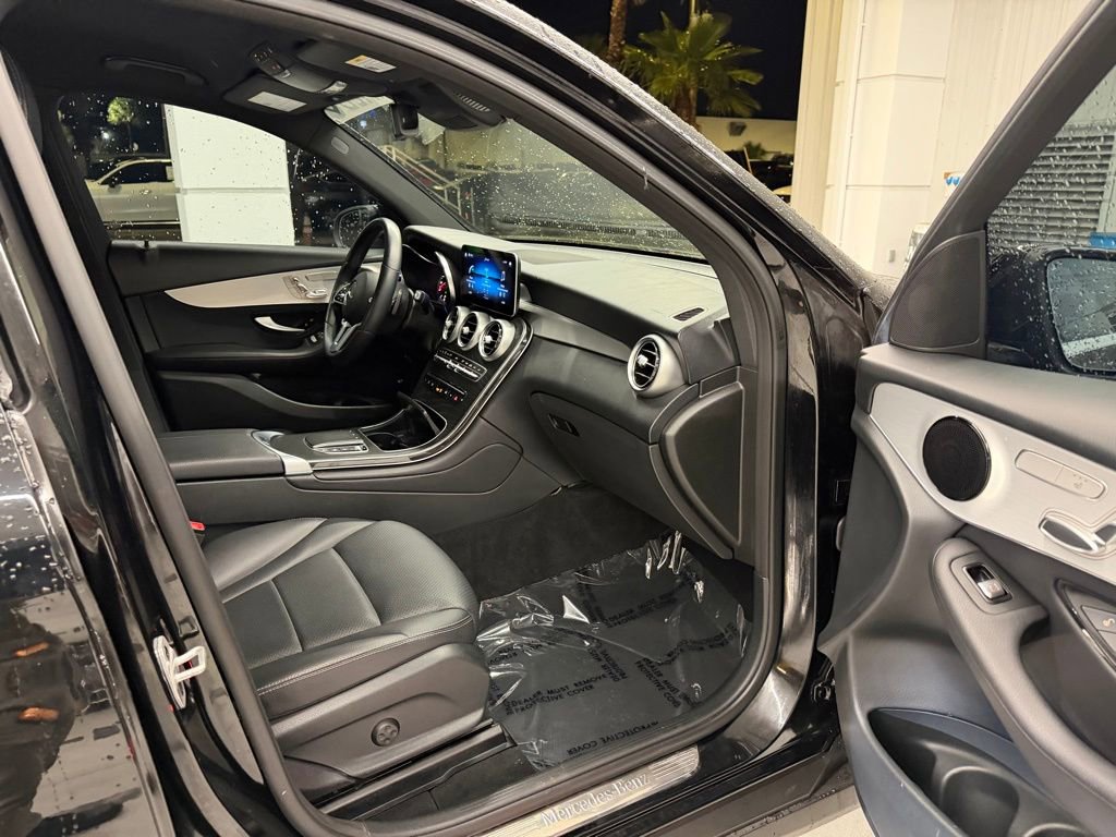Used 2022 Mercedes-Benz GLC 300 4MATIC image 28