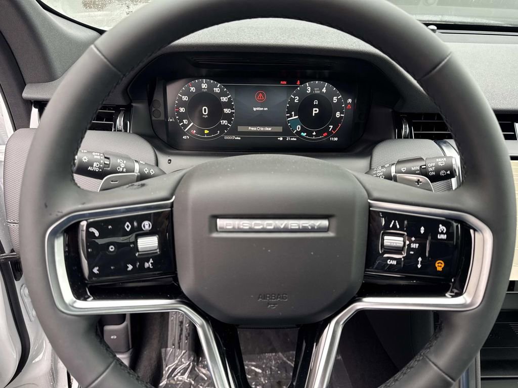 New 2026 Land Rover Discovery Sport Landmark image 24
