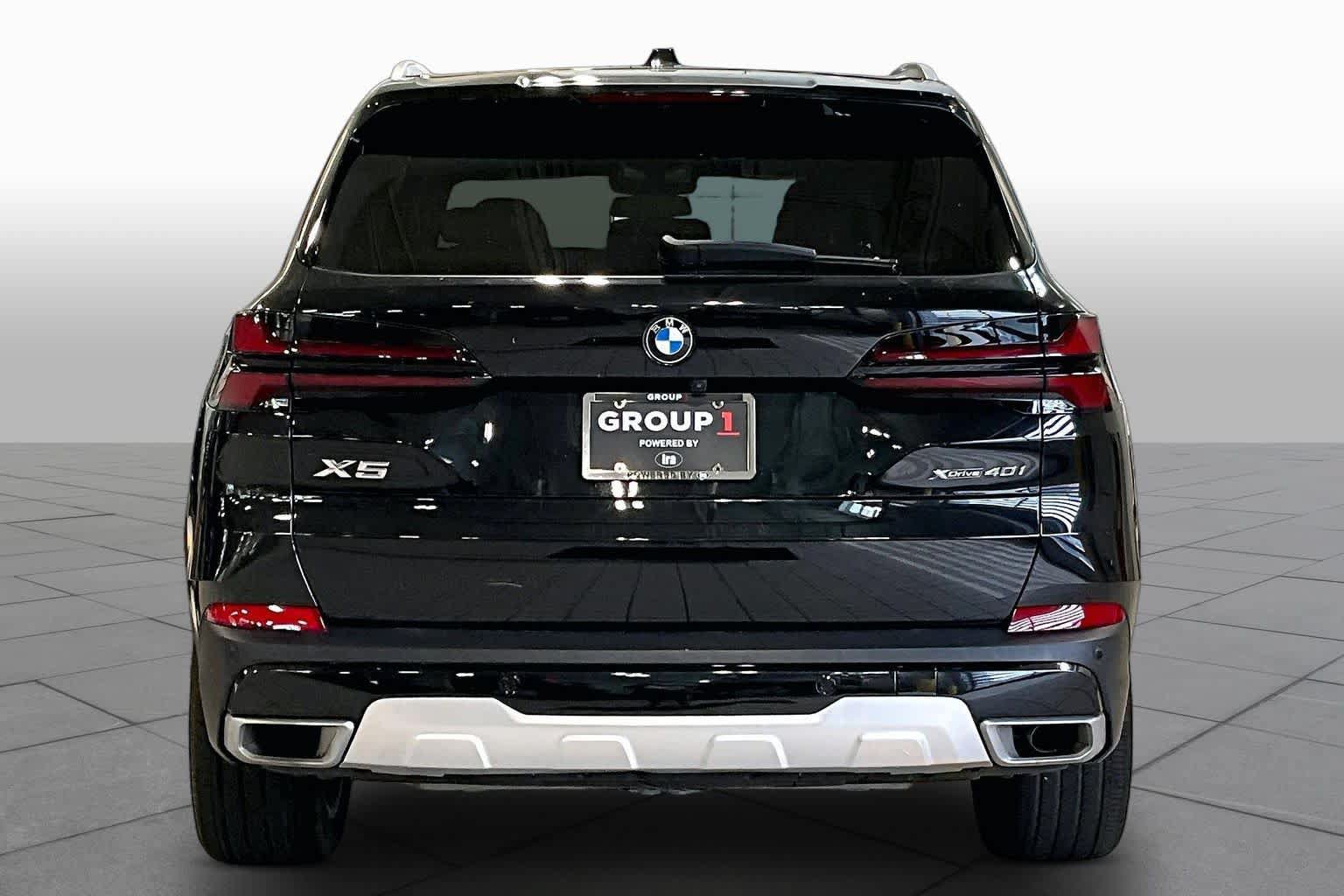 Used 2024 BMW X5 xDrive40i w/ Premium Package AWD/4WD image 5