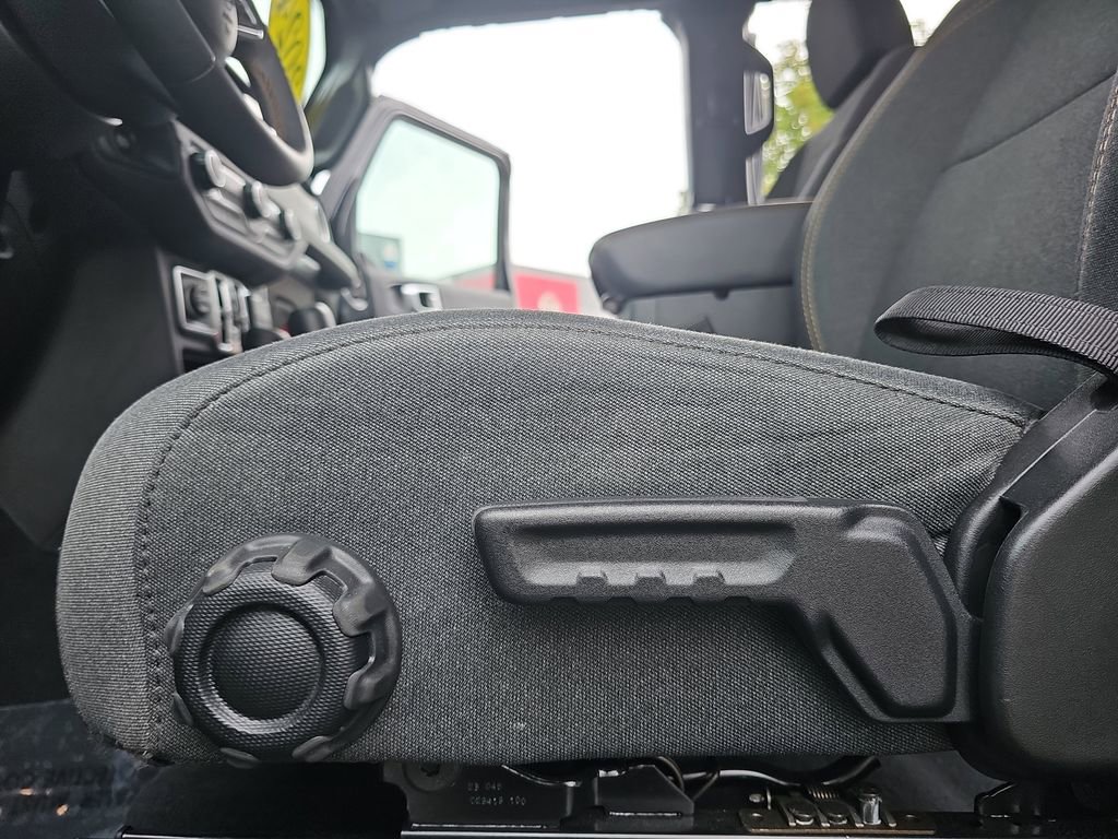 Certified 2024 Jeep Wrangler Sahara image 27