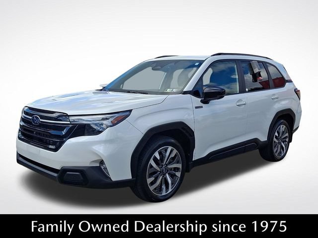 Used 2025 Subaru Forester Touring AWD/4WD image 3