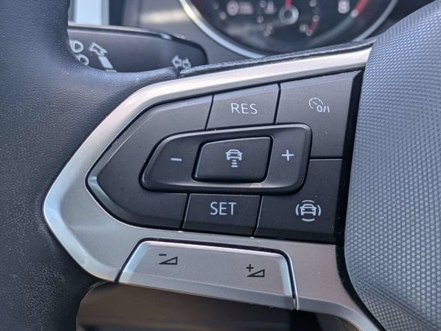 Used 2021 Volkswagen Atlas Cross Sport SE FWD image 24