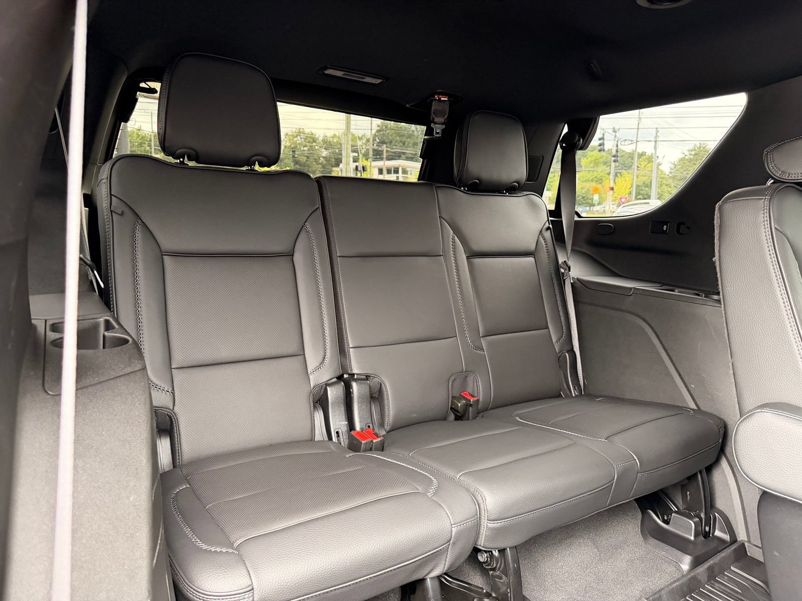Used 2024 GMC Yukon Denali AWD/4WD image 38
