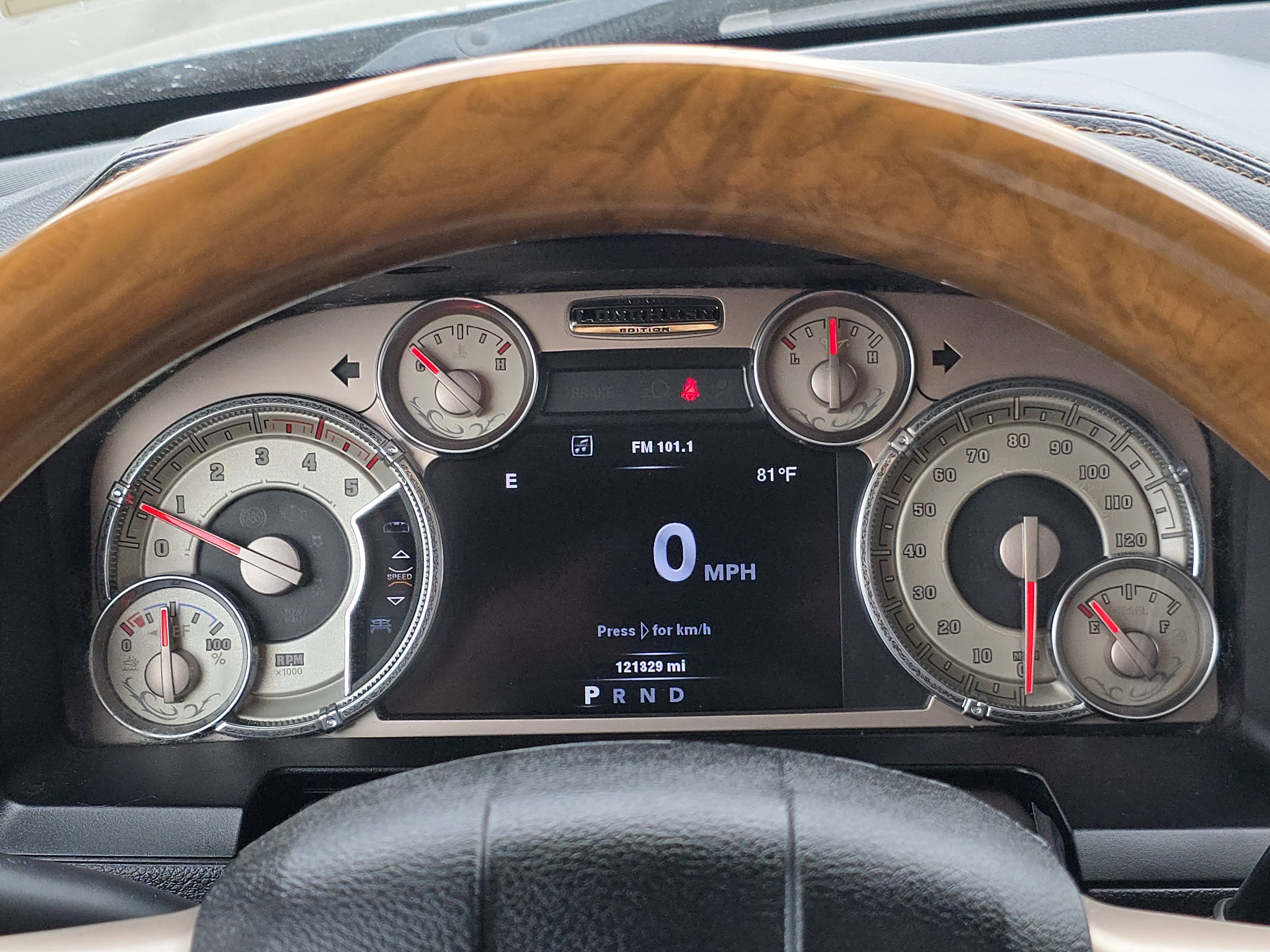 Used 2014 RAM 2500 Longhorn w/ Convenience Group AWD/4WD image 36