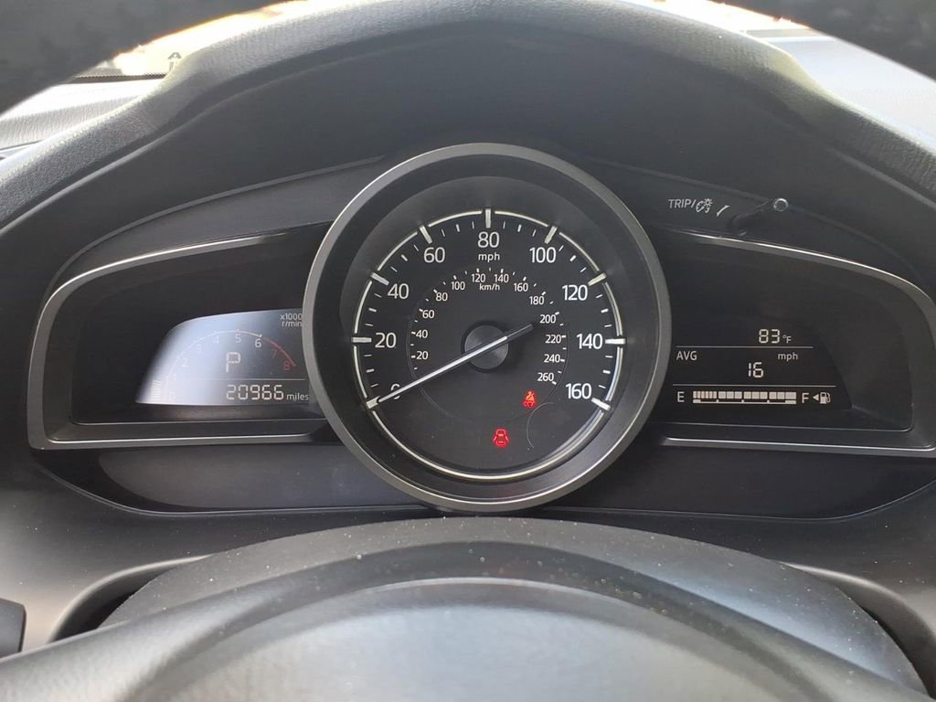 Used 2018 MAZDA MAZDA3 Touring image 15