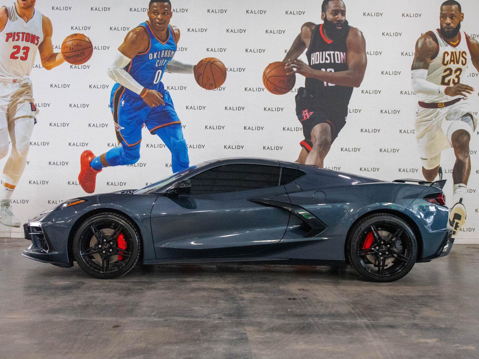 Used 2020 Chevrolet Corvette Stingray Preferred Cpe w/ 2LT Preferred Equipment Group RWD image 15