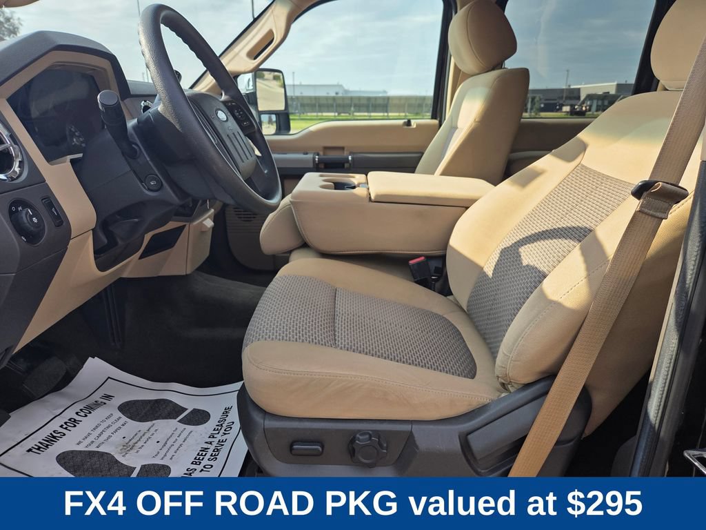 Used 2013 Ford F250 XLT w/ Chrome Pkg AWD/4WD image 8