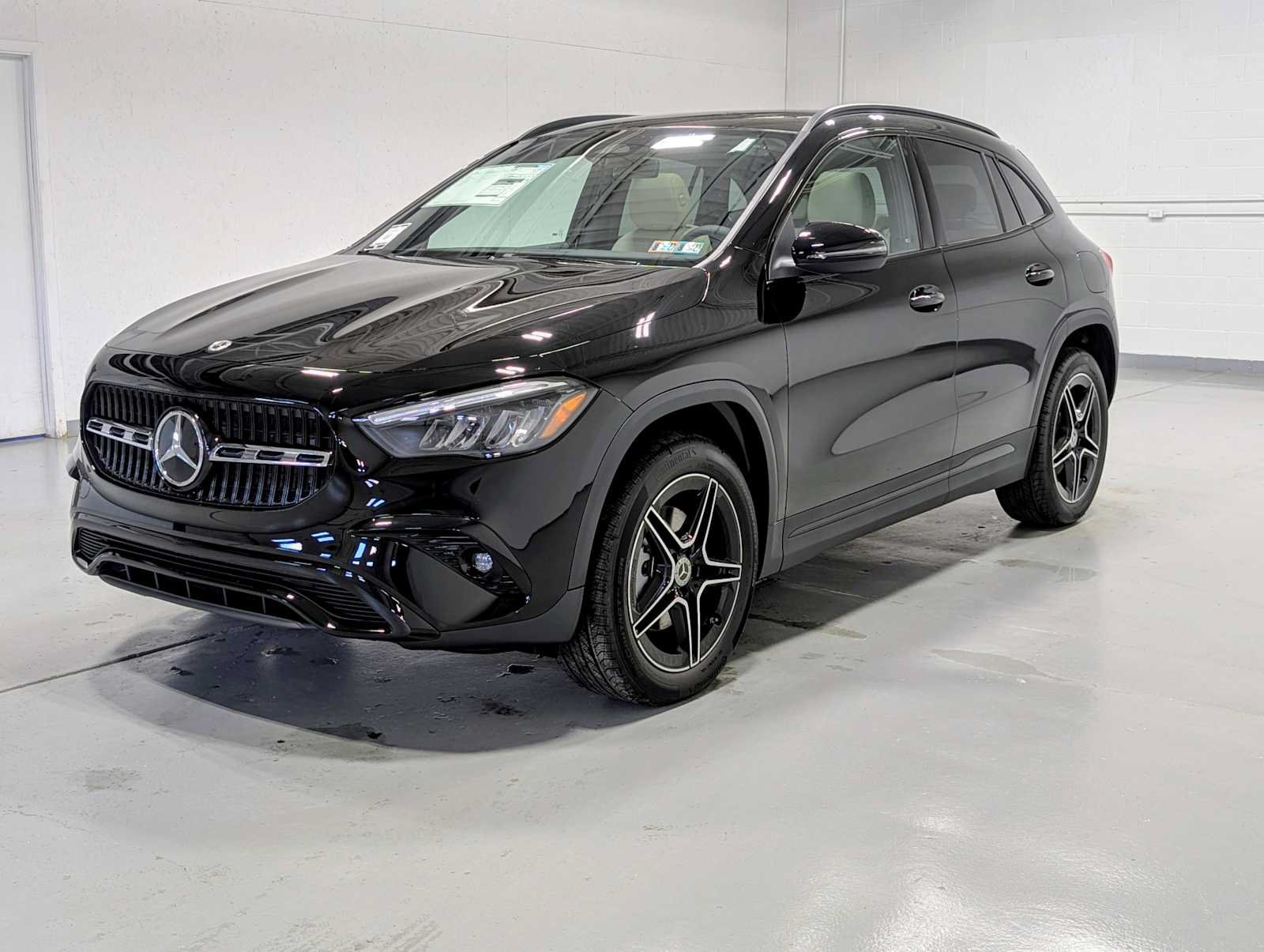 New 2026 Mercedes-Benz GLA 250 4MATIC image 1